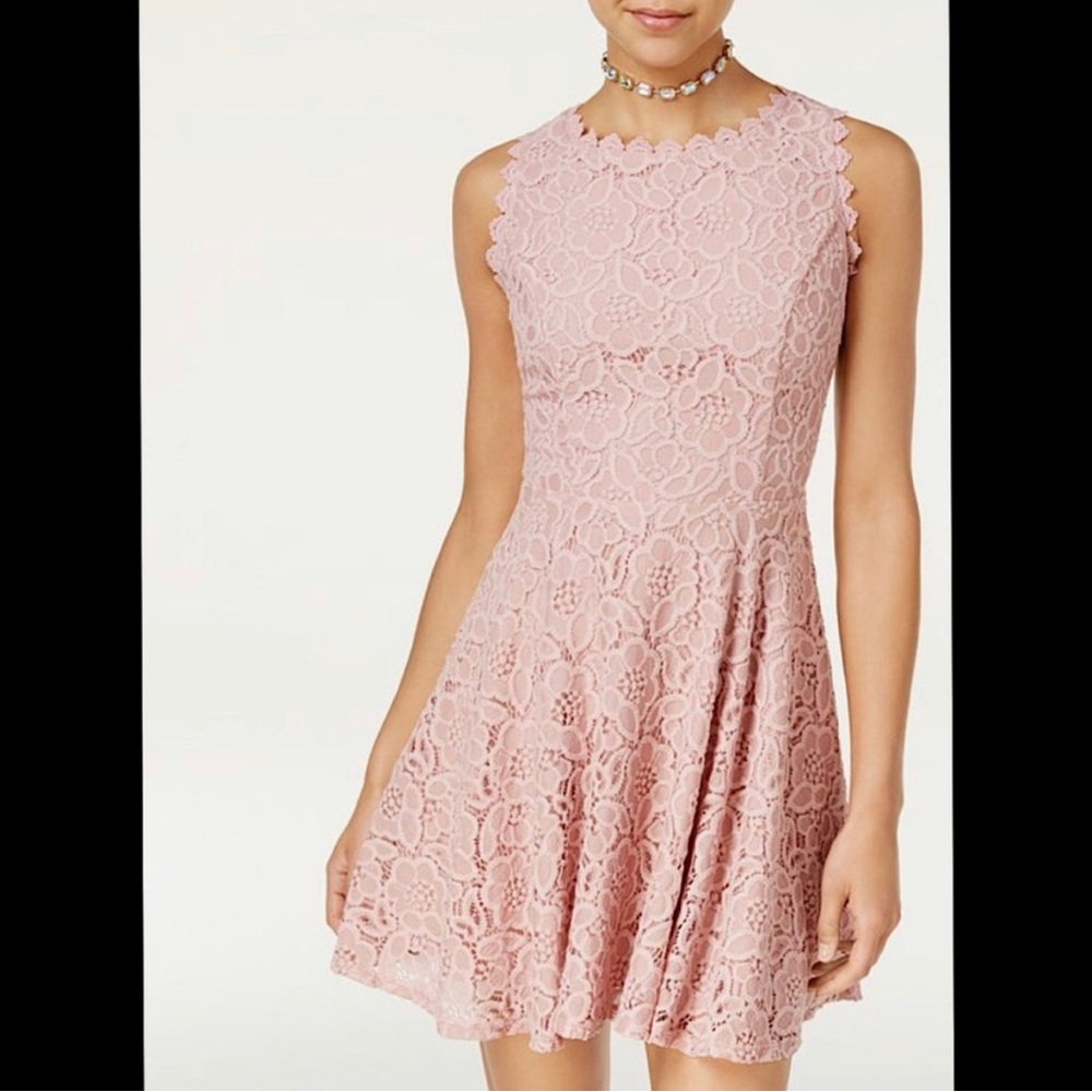 City Studio lace dress
